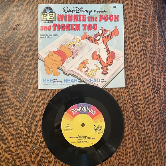 6 Walt Disney’s 24 pg Read-Along Books w/ Records. - Picture 2 of 7